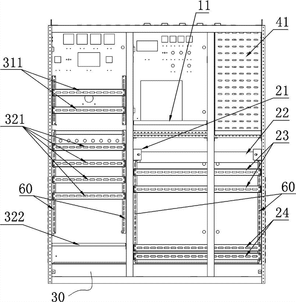 Low-voltage cabinet of box-type transformer station, and box-type transformer station with same