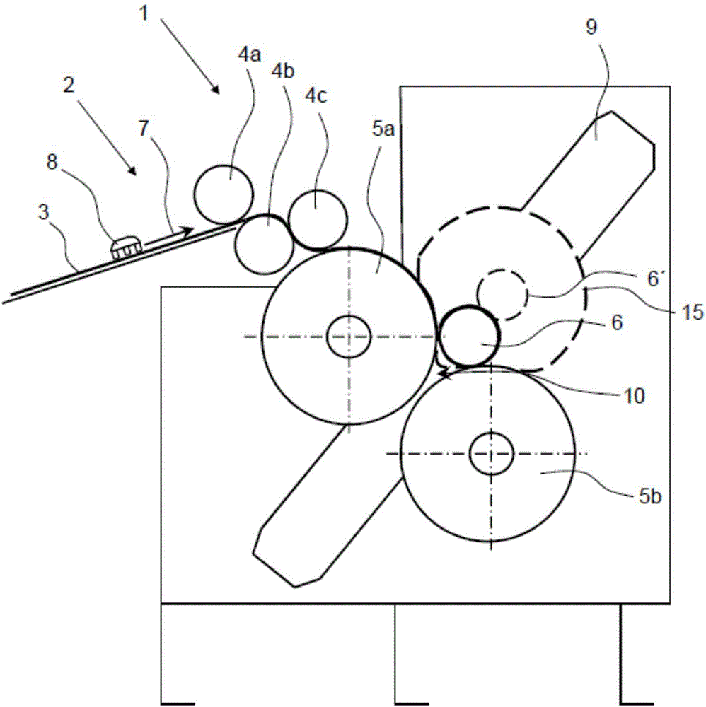 Winding machine for creating cotton wool roll and method for winding cotton wool