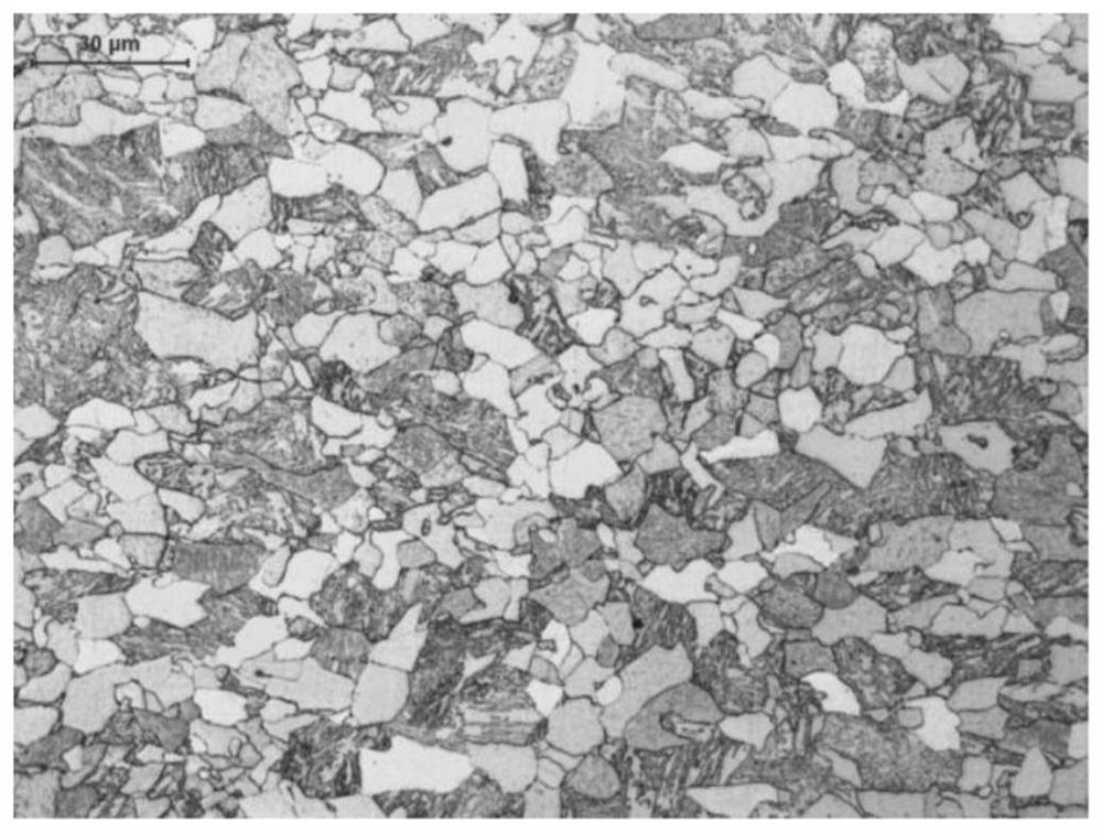 A kind of high chromium corrosion-resistant steel and its preparation method and application