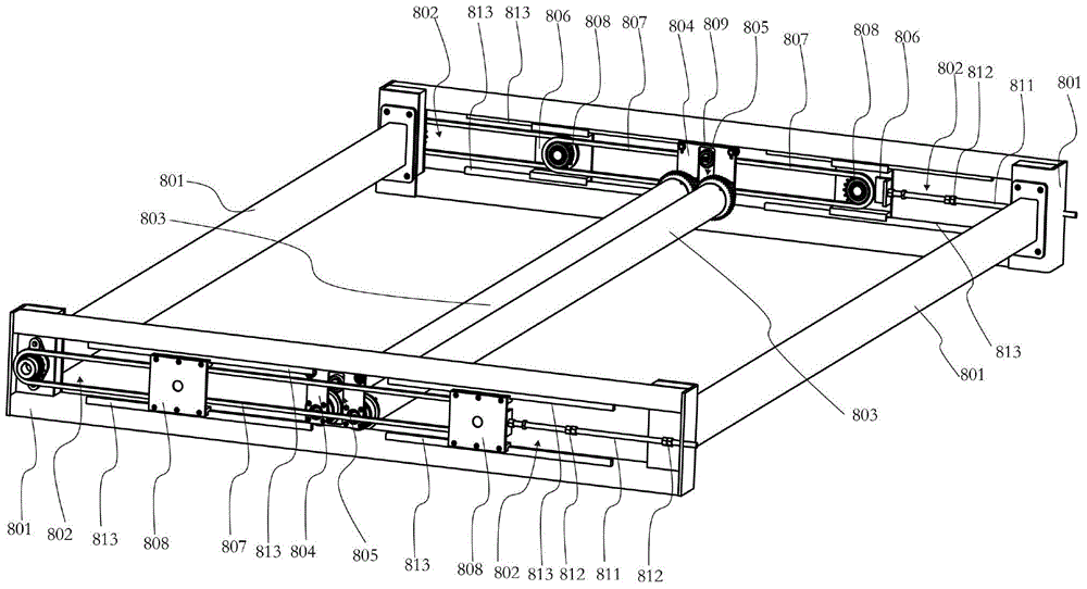 Clothing cutting piece automatic folding machine and its folding method