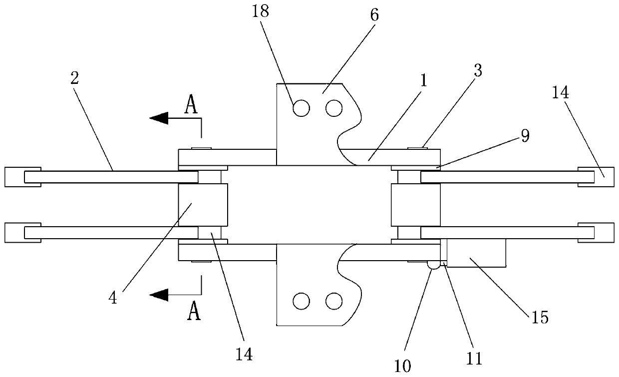 An anti-winding conveying chain for a harvester