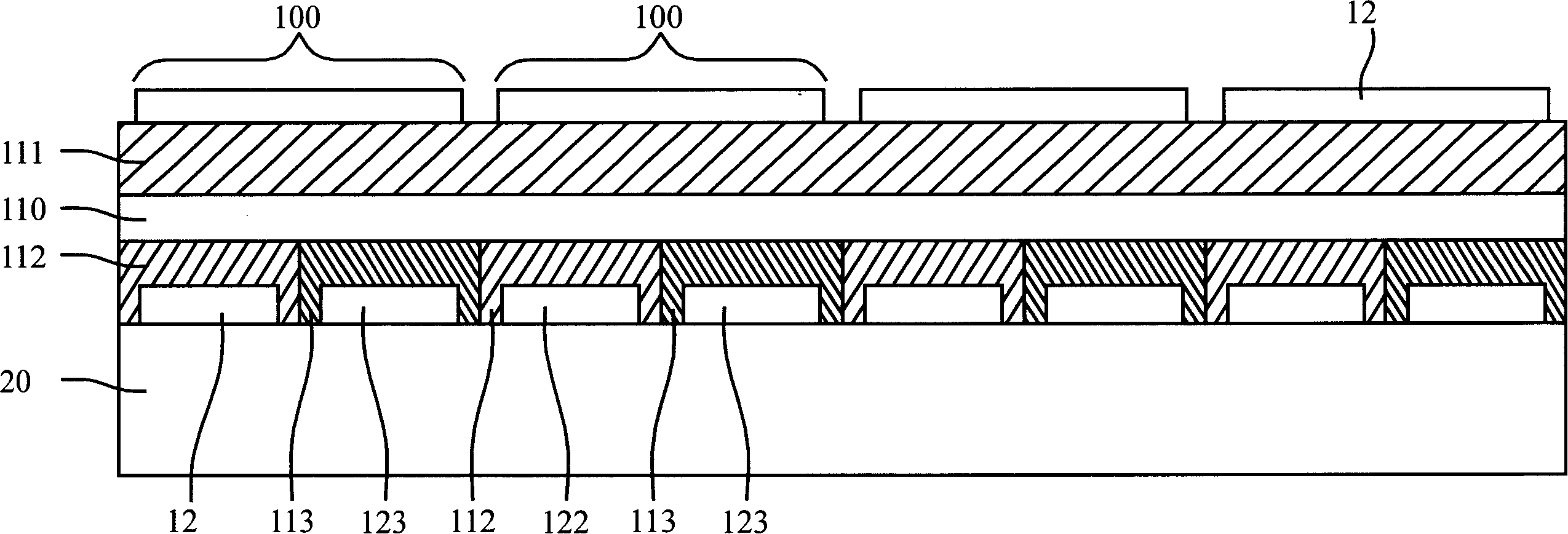 A wholeclour organic electroluminous display element and panel thereof