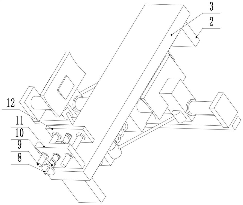 Labeling device for freeze-dried powder injection production