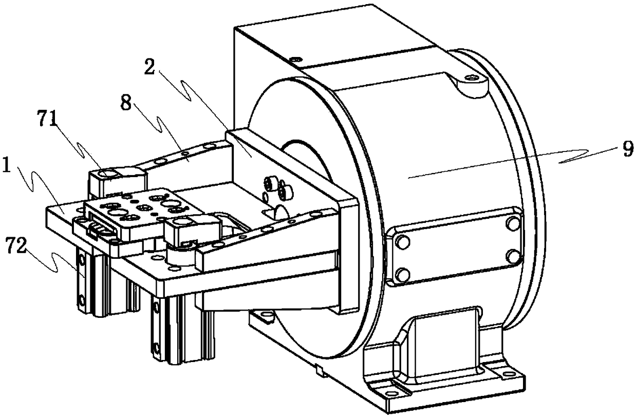 Clamp for punching plastic product and method for punching plastic product