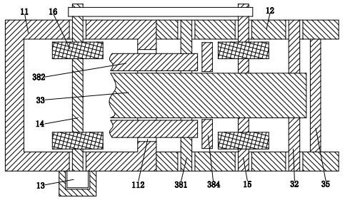 Soil covering device for strawberry planting