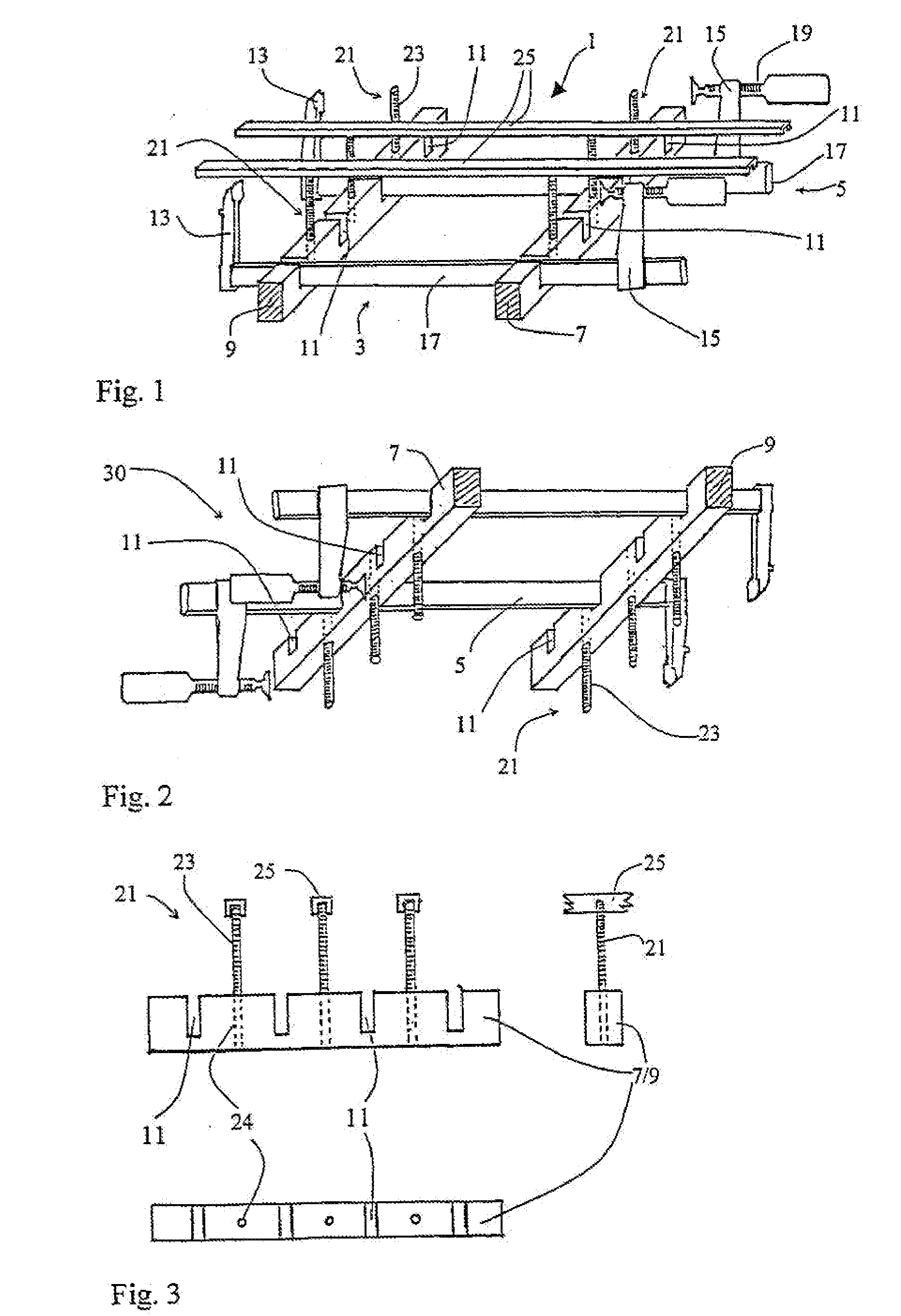 Device and arrangement for fixing workpieces
