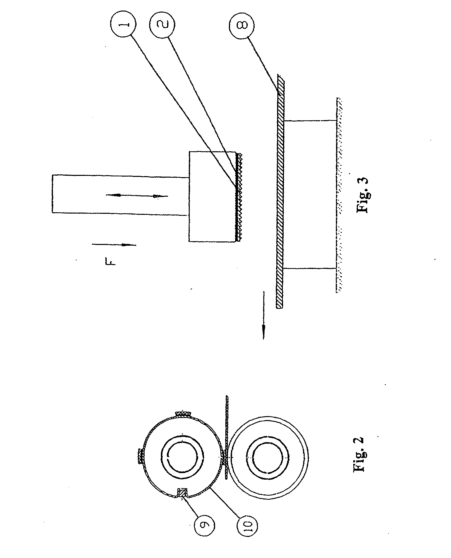 Device for processing a three dimensional structure into a substrate