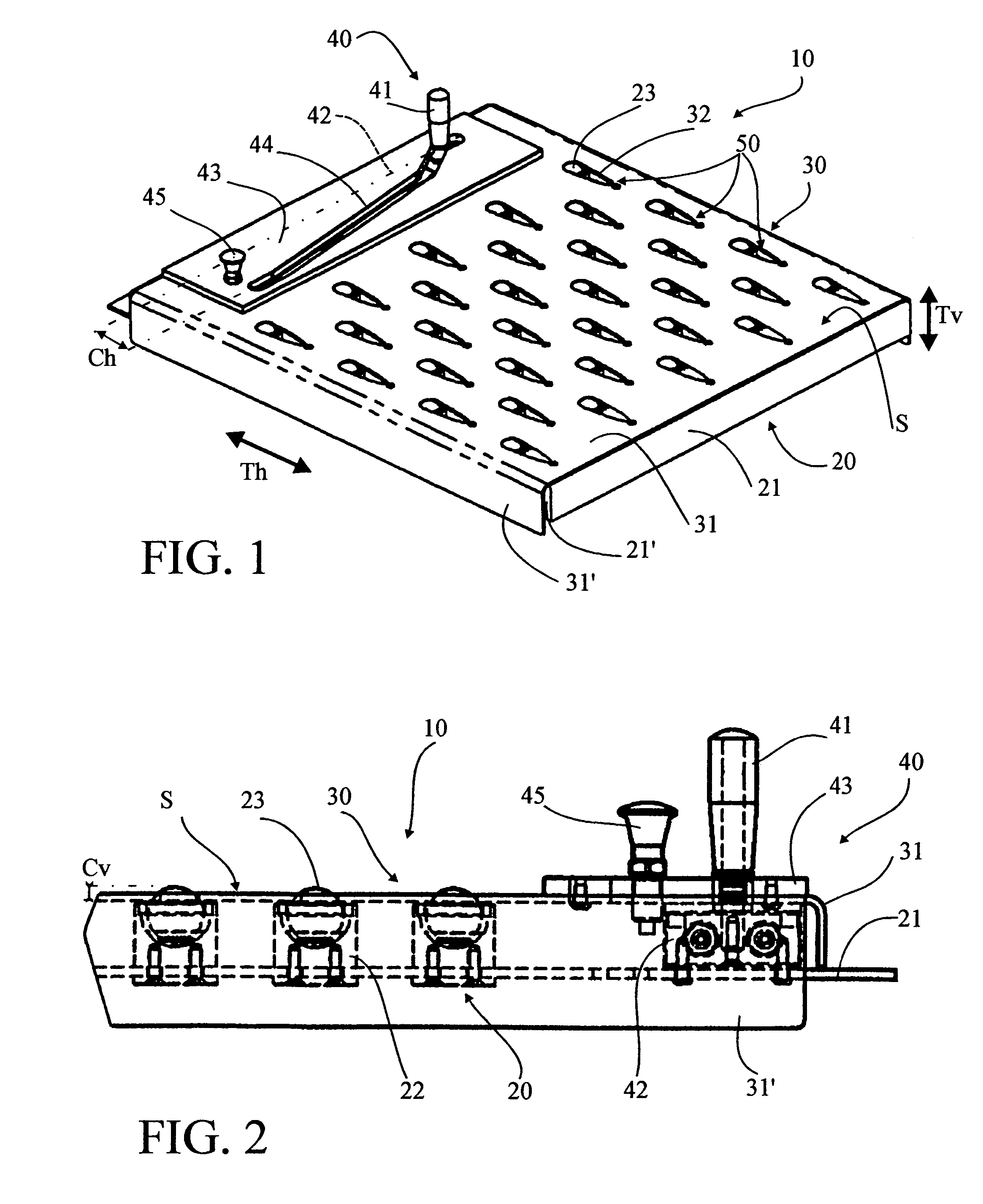 Load handling platform provided with retractable rollers
