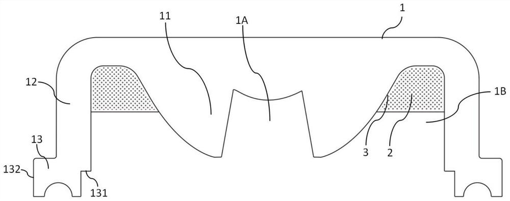 LED long-afterglow composite light-emitting strip-shaped lens and light-emitting device comprising LED long-afterglow composite light-emitting strip-shaped lens structure