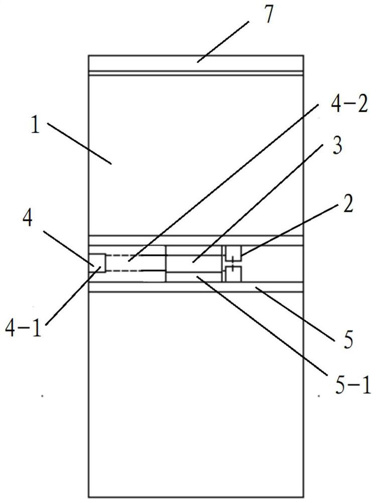 A kind of material water separation device and method