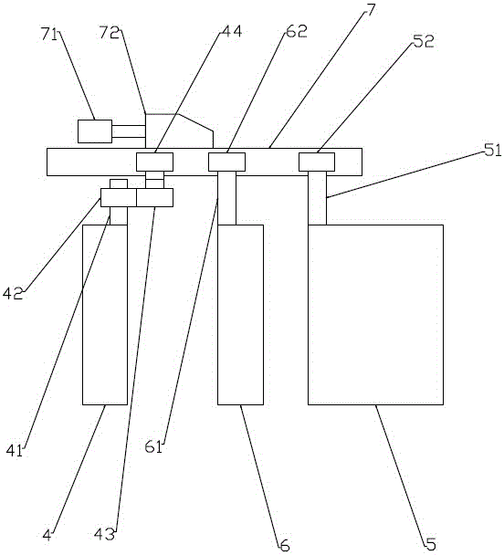 A bag-removing and folding mechanism of a flat-bottomed bag forming machine