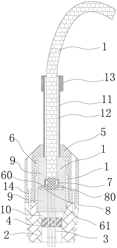 Downhole sealing connection device for seismic monitoring equipment and assembly method thereof