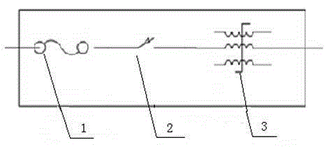 On-pillar distribution transformer with internal protection function