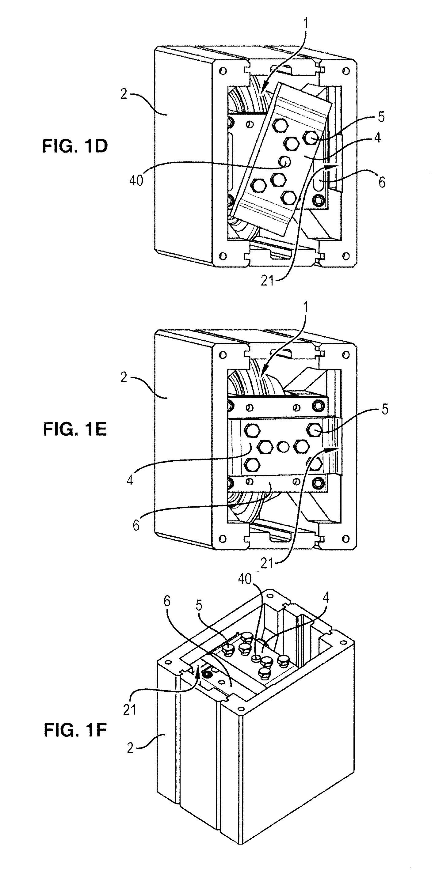 Method for replacing a tunnel boring machine roller cutter, handling device and roller cutter suited to such a method