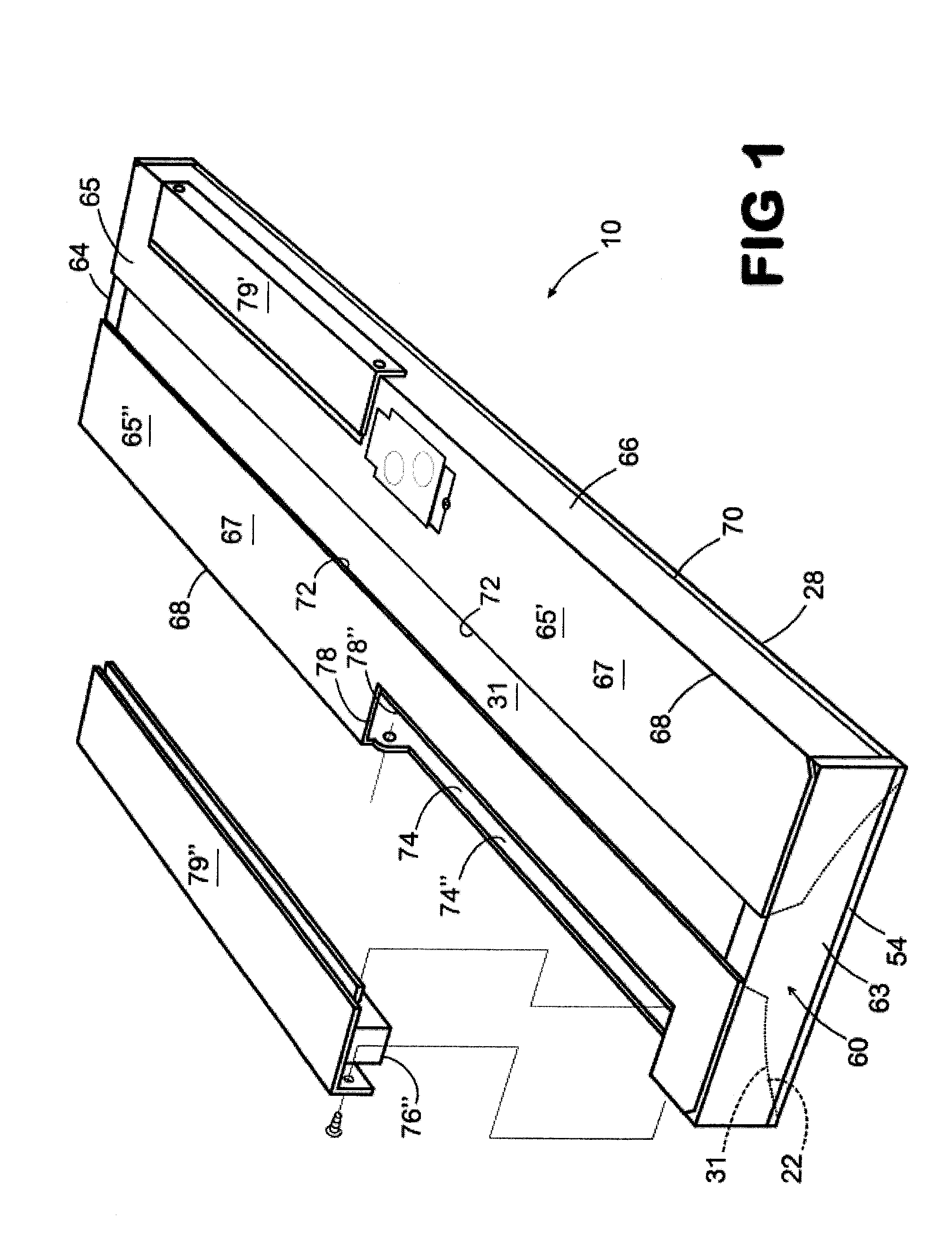 Light fixture and lens assembly for same