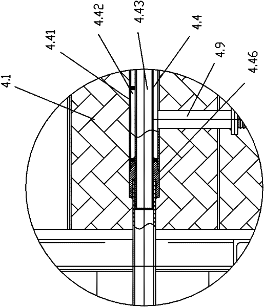 Thermal treatment furnace for carrying out continuous heating and cooling circulation on steel wires