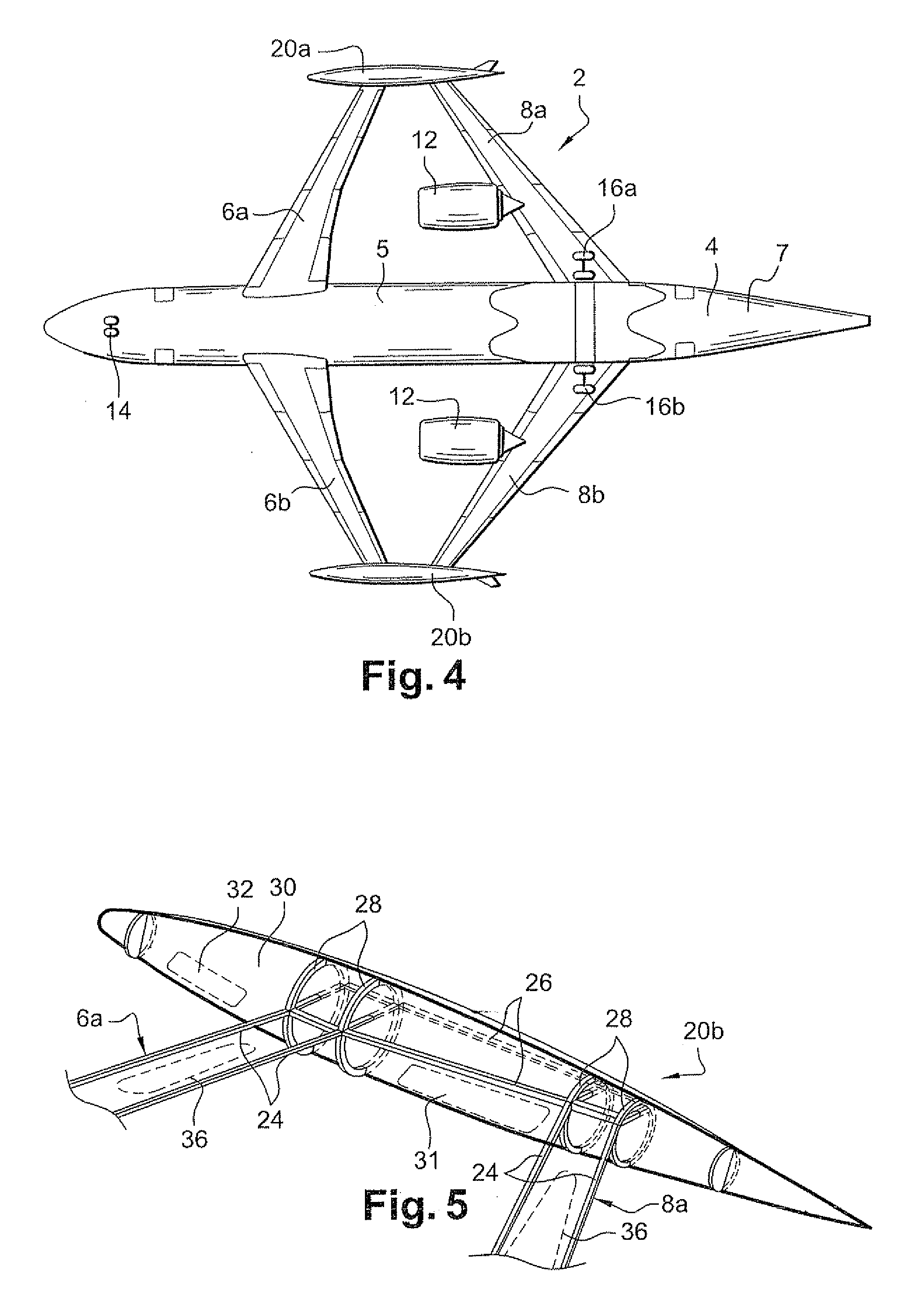 Aircraft presenting two pairs of wings
