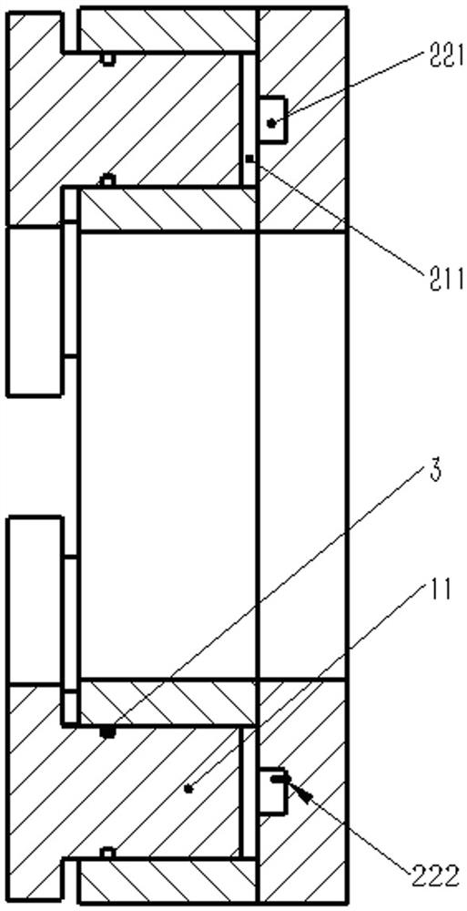 Self-balancing thrust sliding bearing