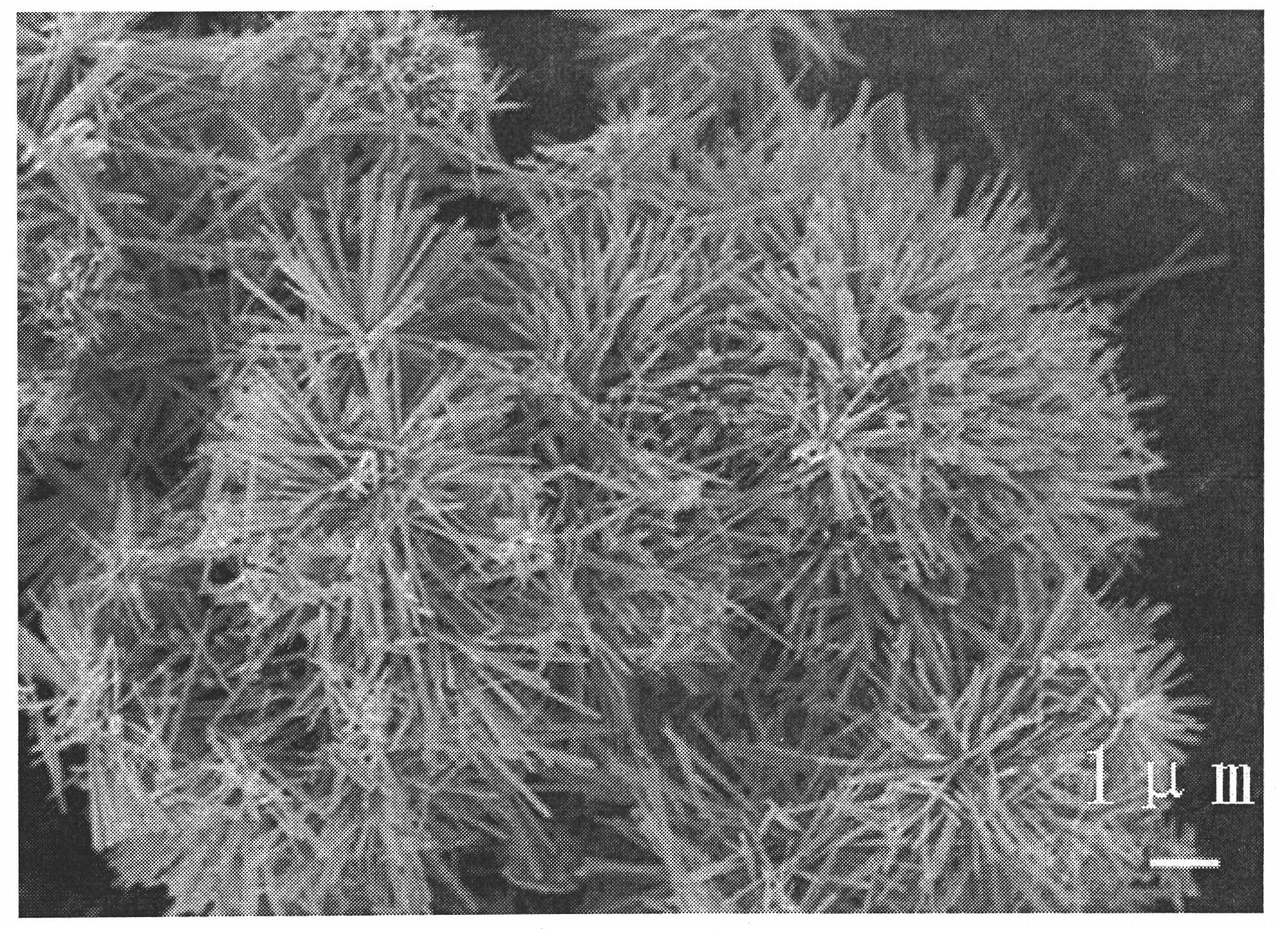 Method for preparing white needle-shaped six-edge mono-crystalline nano-zinc oxide