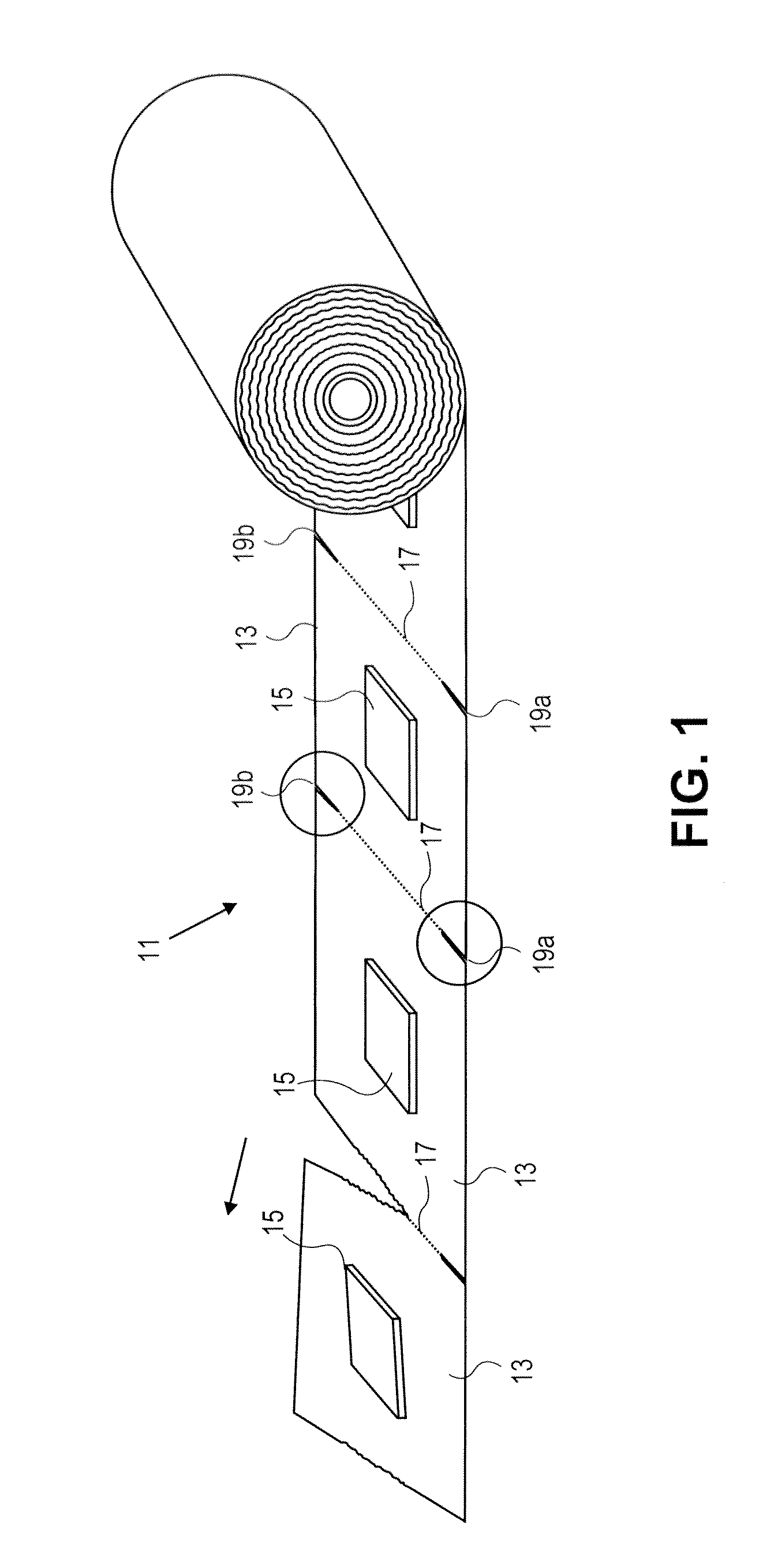 Foil roll for use with pad for removing nail gel and acrylic nails and method for manufacturing