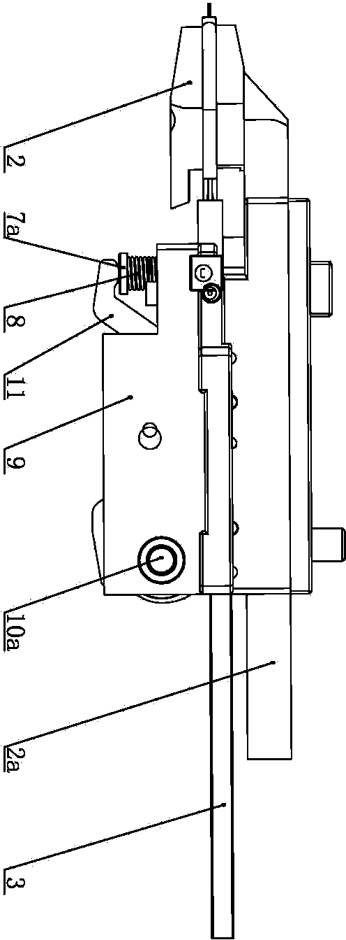 Flat filament brush-making head