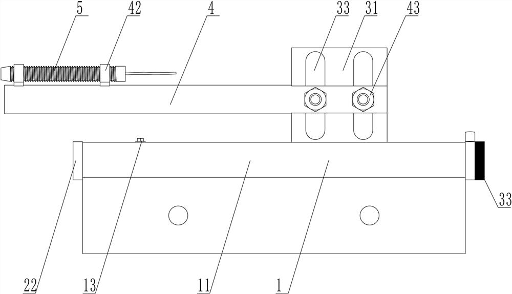 Device and method for adjusting and replacing swing sensor of hydraulic turbine set on line