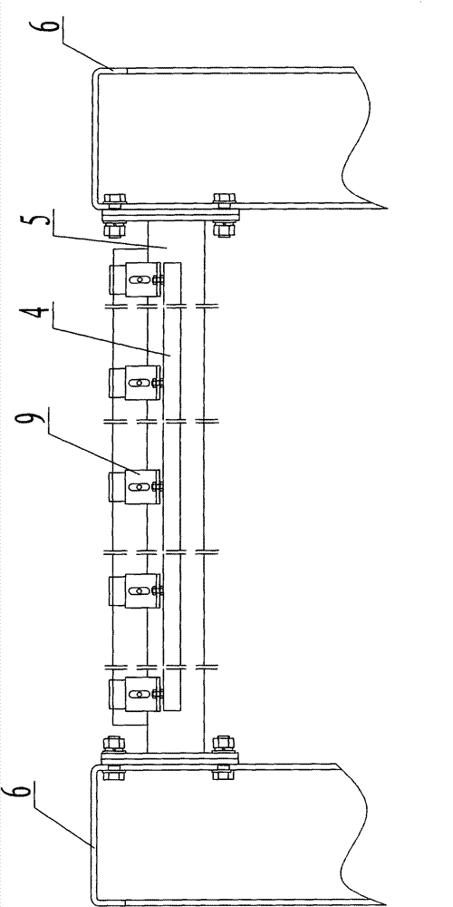 Electrostatic degaussing device used on clothes-folding machine