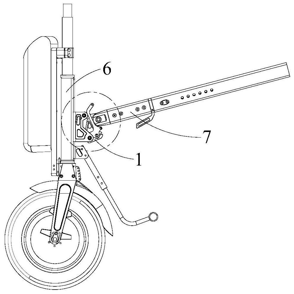 Quick connecting structure and electric wheelchair head thereof