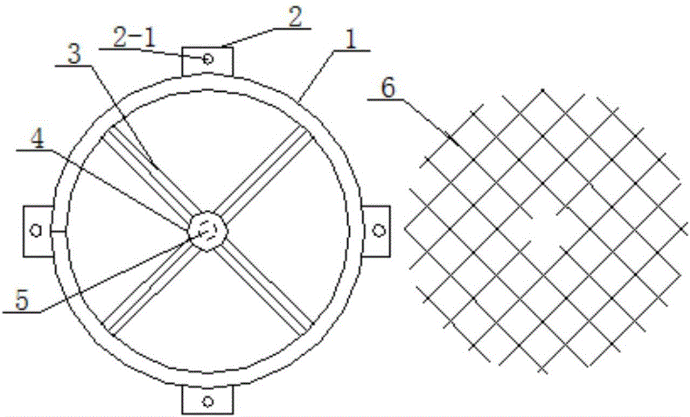 Portable fan blade mounting seat