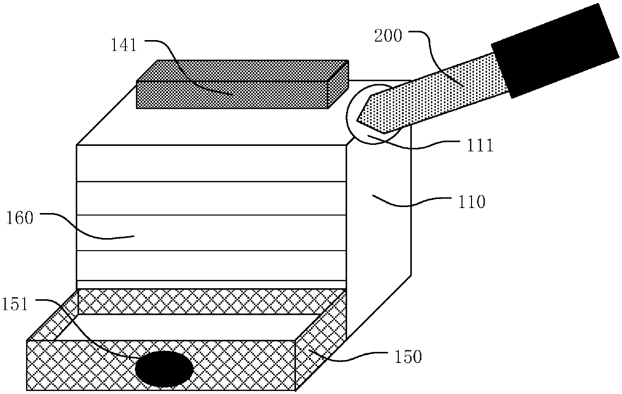 Solder tip cleaning device and cleaning method