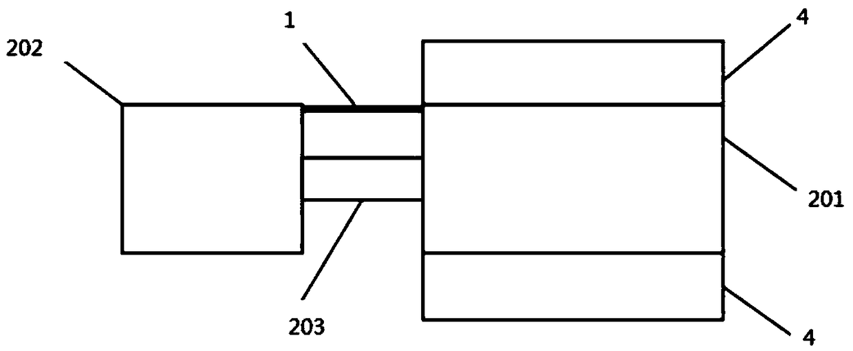 Quartz vibrating beam accelerometer with self-checking function and manufacturing method and self-checking method thereof