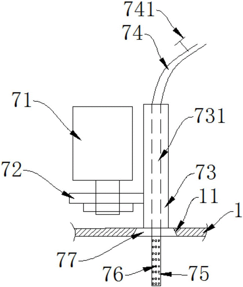 Cleaning device for mixing machine of water purifying agent for aquaculture