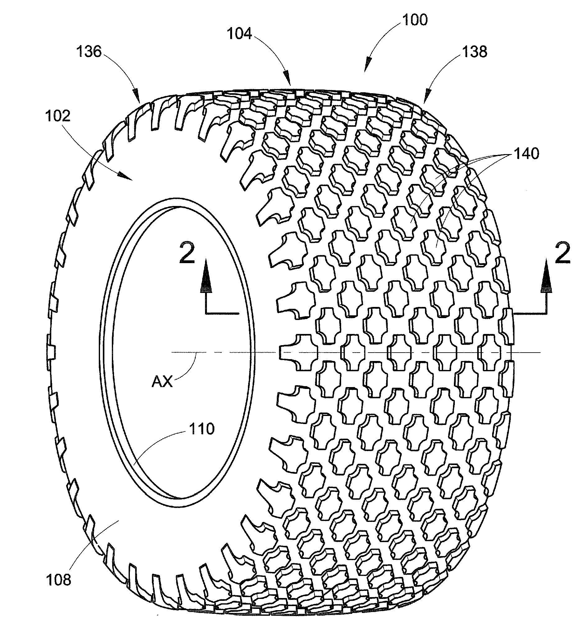 Tire with noise-reducing tread pattern