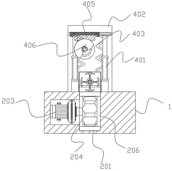 Metal cutting equipment for cutting multi-caliber tubular materials