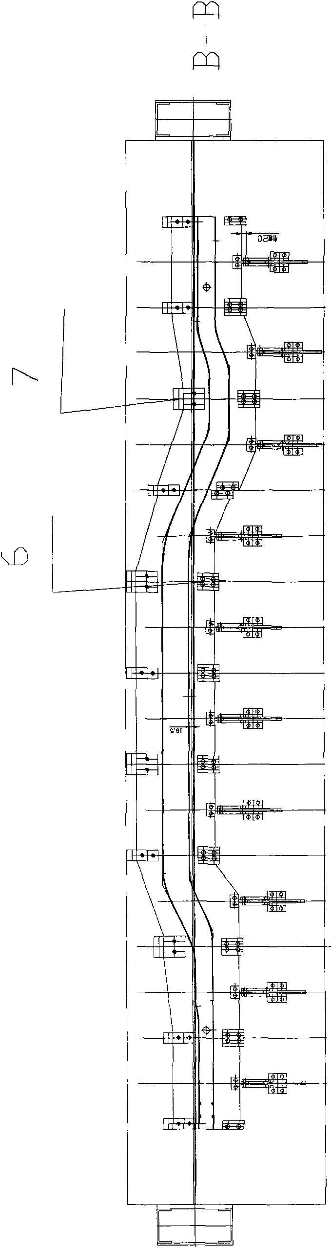 Automatic welding machine for automobile main beams