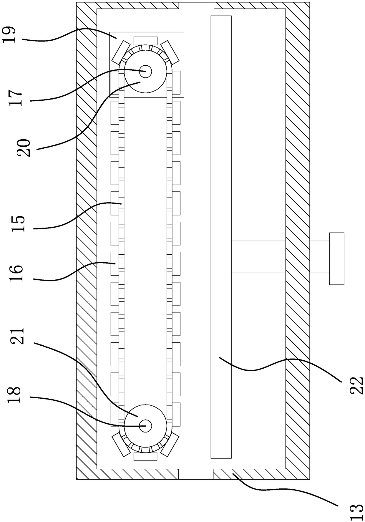 Full-automatic assembly device for luggage connecting piece