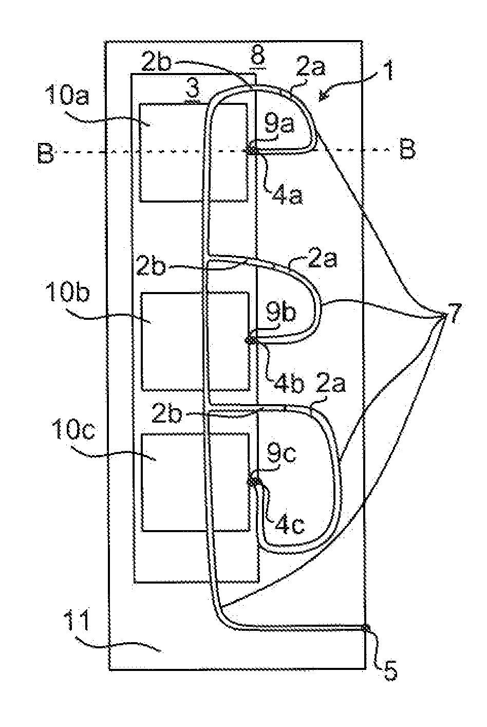 Power amplifier assembly comprising suspended strip lines