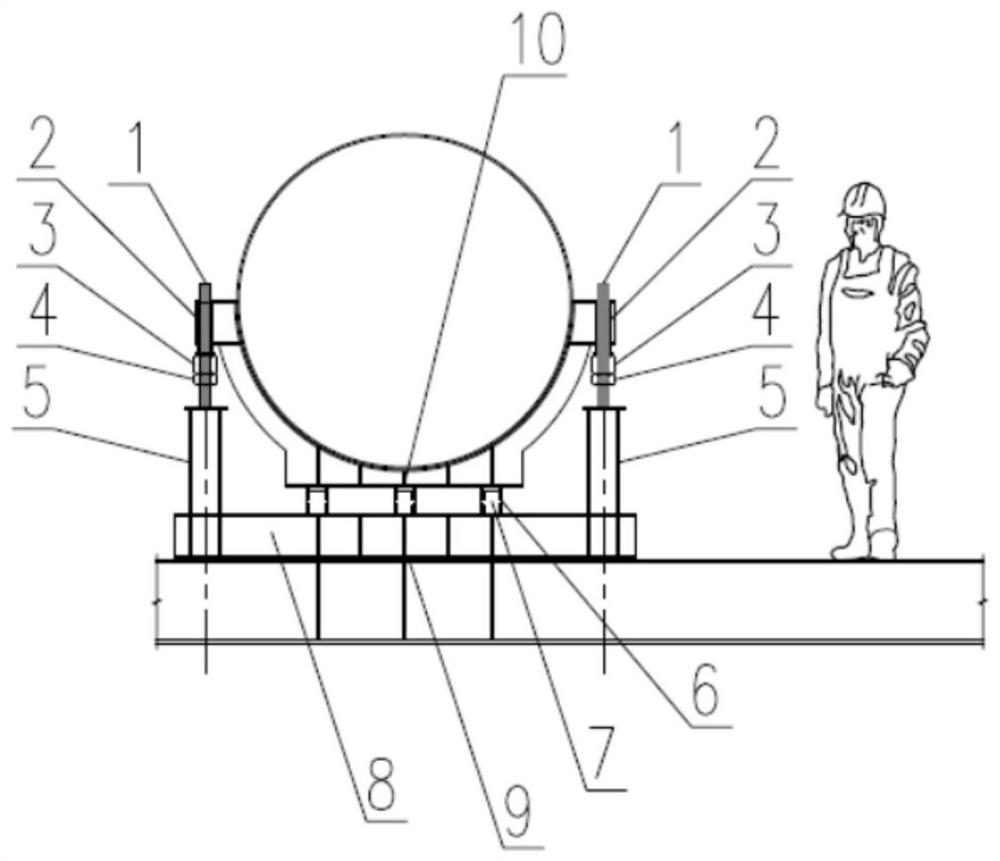 Height-adjustable sliding support for pipeline intersection connection