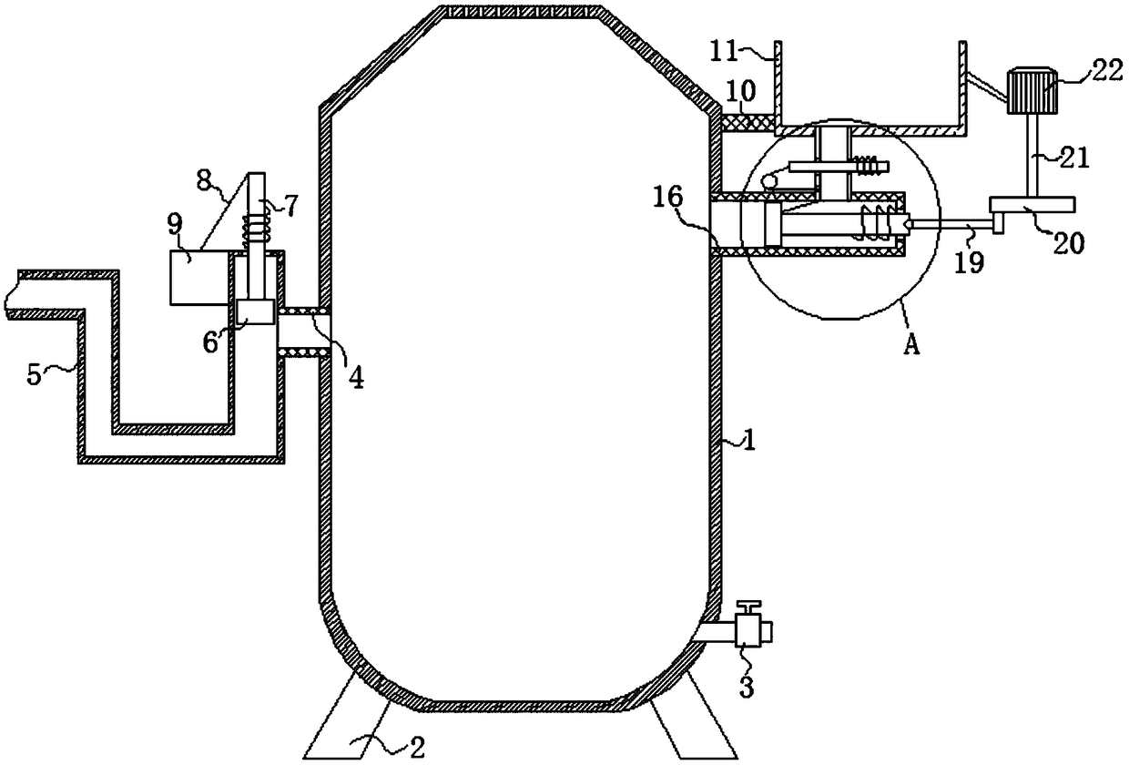 Intelligent material feeding device in melting process of plastic products