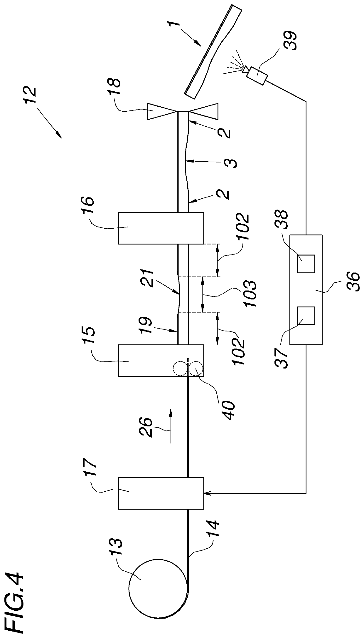 Apparatus and method for producing an elongated profiled part