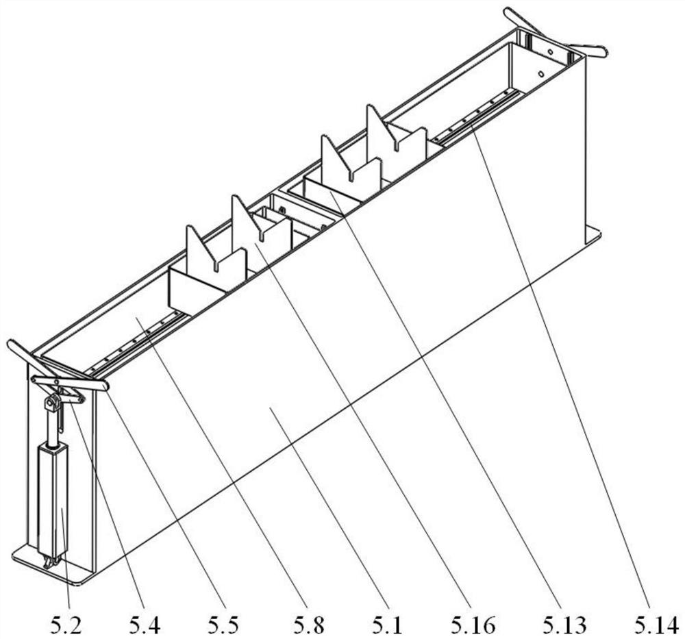 An automatic kelp harvesting platform with a clamped structure for reducing floating balls