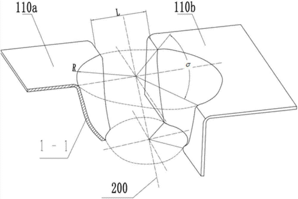 Corn ear plucking device based on biological profile modeling