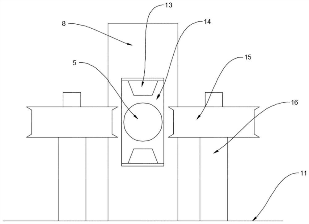 Municipal cable winding device with cable cleaning function