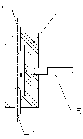 Conical surface thickness measuring device and method