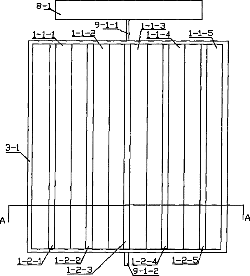Solar water heater based on parabolic cylinder concentrated cylindrical surface closed cavity lighting
