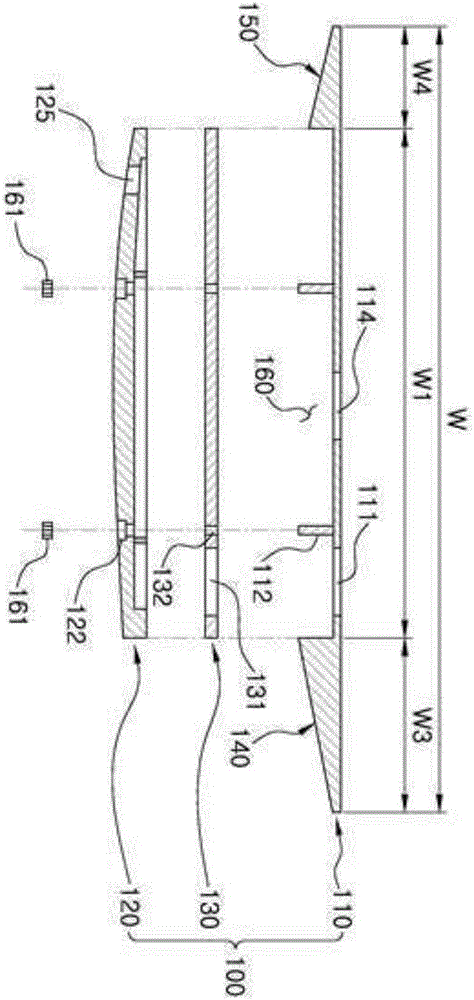 Air injection apparatus protruding toward seawater from bottom plate of vessel