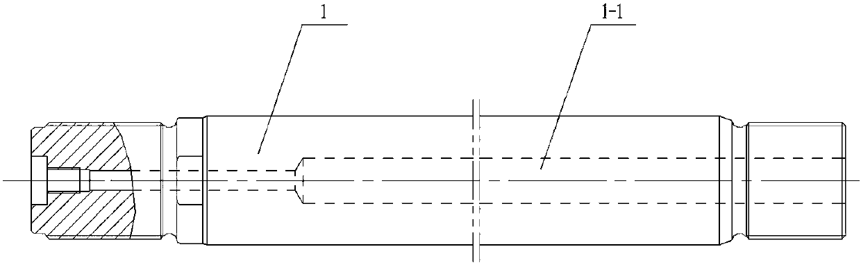 A small-diameter deep hole coaxiality detection method and device