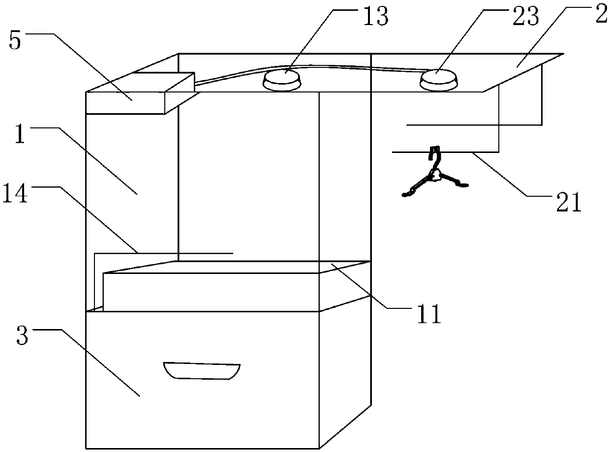 Clothes folding machine and control method thereof