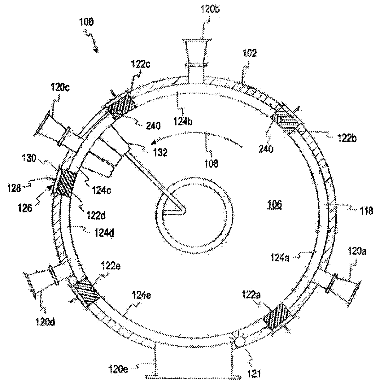 Rotary pressure filter device with reduced pressure fluctuations