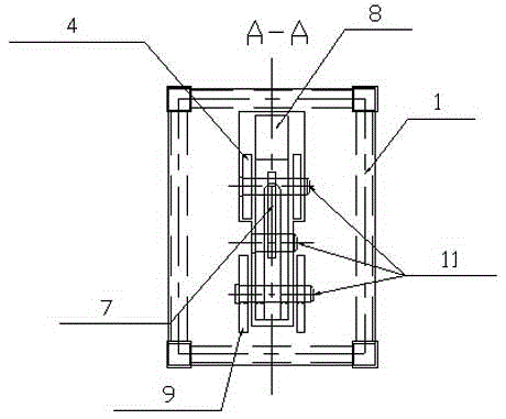 An anti-drop device for the door of a painting workshop